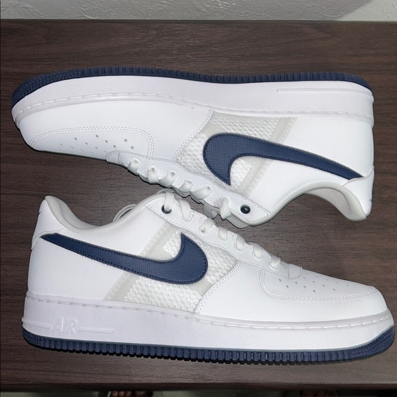 Nike AF1 07 LV8 - Picture 2 of 6